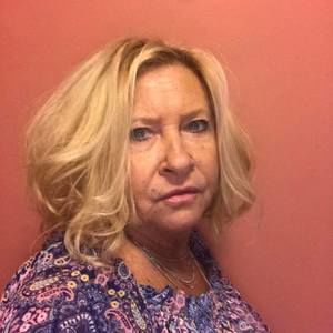 Meet your Posher, Debbie